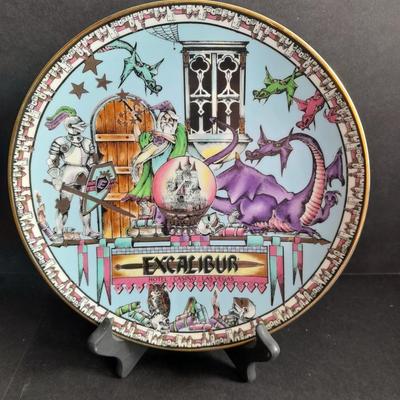 Excalibur Las Vegas Souvenir Casino Decorative Plate Wizard/Dragons