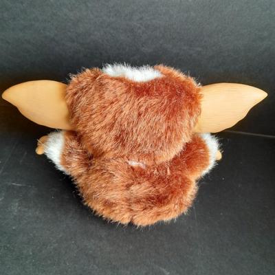 6" TM & Warner bros. (S05) NECA Gizmo Plush with plastic ears, hands & feet