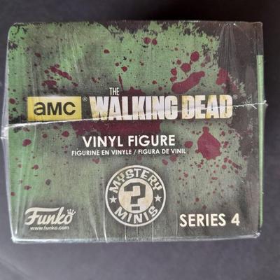 The Walking Dead Collectables Fabrikations soft Sculpture by FUNKO 2 Mystery Mini Figures