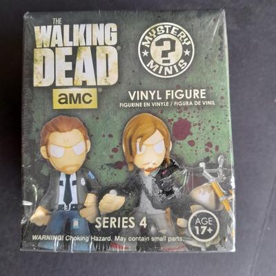 The Walking Dead Collectables Fabrikations soft Sculpture by FUNKO 2 Mystery Mini Figures