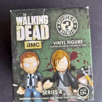 The Walking Dead Collectables Fabrikations soft Sculpture by FUNKO 2 Mystery Mini Figures