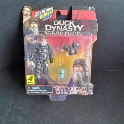 New in package Duck Dynasty Action Figure