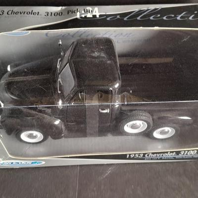 1953 Chevrolet 3100 Pick up 1:24 Scale Die Cast still in Package