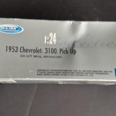 1953 Chevrolet 3100 Pick up 1:24 Scale Die Cast still in Package