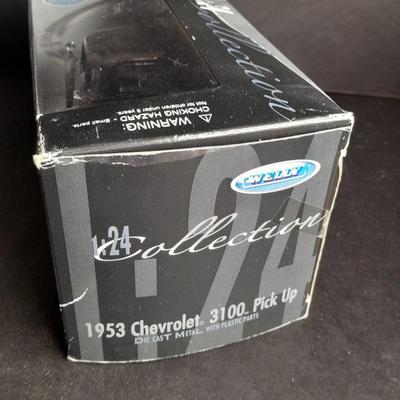 1953 Chevrolet 3100 Pick up 1:24 Scale Die Cast still in Package