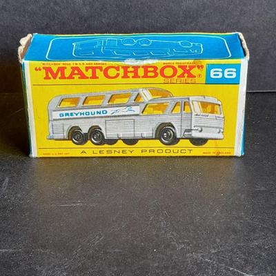 MATCHBOX SERIES 66 LESNEY PRODUCT GREY HOUND BUS COACH RARE MINT CONDITION IN BOX!