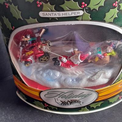 Holiday Hot wheels 2002 Santa's Helper Collectable still in the box!
