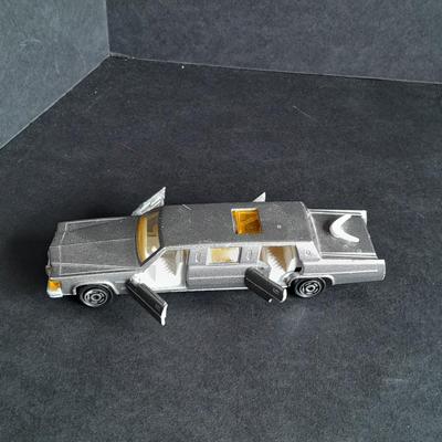 Majorette Limousine 1/58 no, 339 Made in France Die Cast car