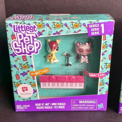 Two new in package Littlest Pet Shop Play sets GREAT GIFT IDEA!
