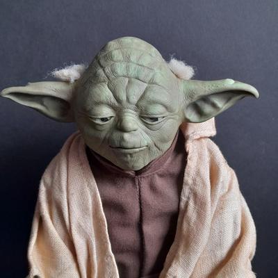 STAR WARS YODA Phrase & Story Telling 12" Talking Figure 2005 Jedi