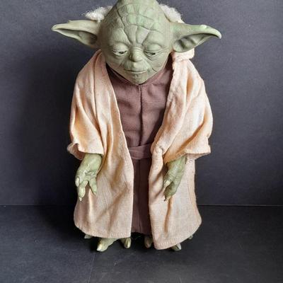 STAR WARS YODA Phrase & Story Telling 12" Talking Figure 2005 Jedi