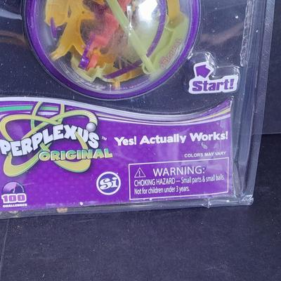 New sealed Worlds smallest Perplexus Original