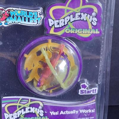New sealed Worlds smallest Perplexus Original