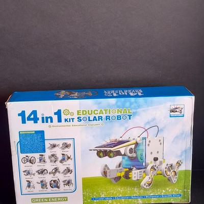 14 in 1 Educational Kit Solar Robot Sealed package Build your own Solar Powered Robot!