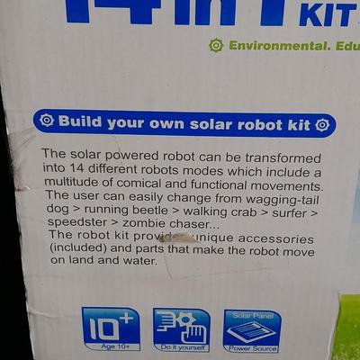 14 in 1 Educational Kit Solar Robot Sealed package Build your own Solar Powered Robot!