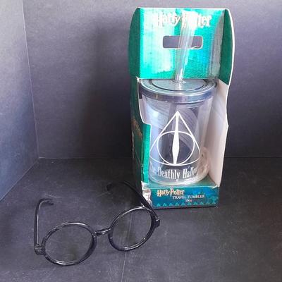 Harry Potter travel tumbler 16 once and a pair of Harry Potter plastic glasses