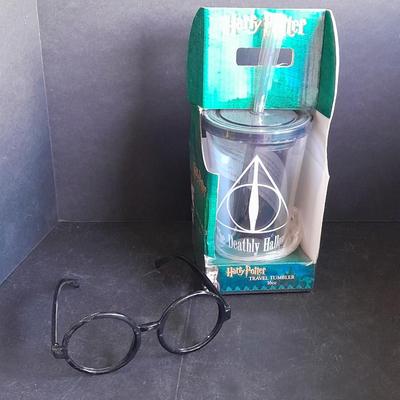 Harry Potter travel tumbler 16 once and a pair of Harry Potter plastic glasses