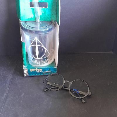 Harry Potter travel tumbler 16 once and a pair of Harry Potter plastic glasses