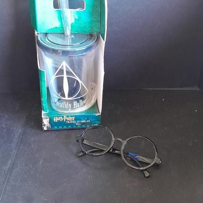 Harry Potter travel tumbler 16 once and a pair of Harry Potter plastic glasses