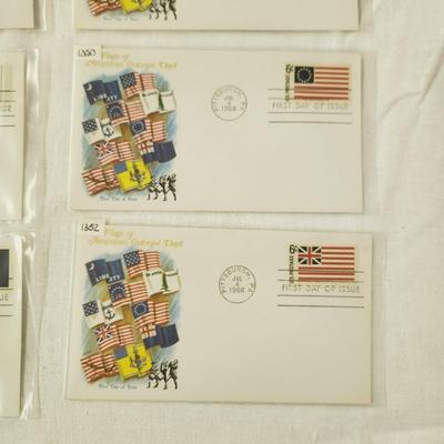 10 - FIRST DAY STAMPS - FLAGS OF AMERICAN COLONIAL FLAGS