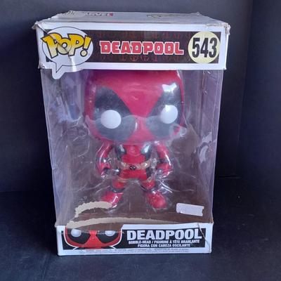 FUNKO POP! Collectible Deadpool Bobble-head Figure 543 In package!
