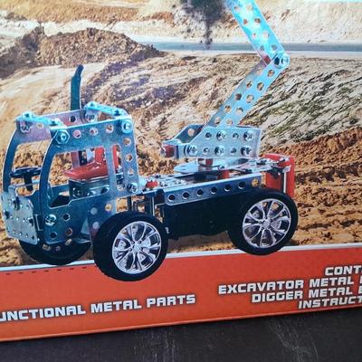 Metal Deck 2 in 1 Pull back Construction Excavator & Digger Build - Play - Construct Erector set