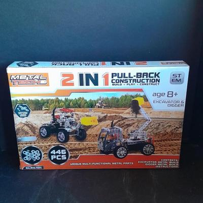 Metal Deck 2 in 1 Pull back Construction Excavator & Digger Build - Play - Construct Erector set