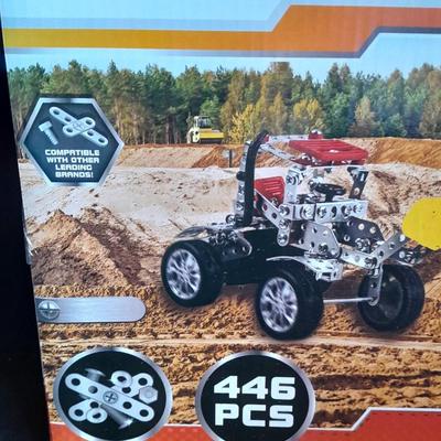 Metal Deck 2 in 1 Pull back Construction Excavator & Digger Build - Play - Construct Erector set