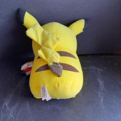 POKEMON Pikachu Plush Gotta catch em' all! Character Plush by Toy Factory
