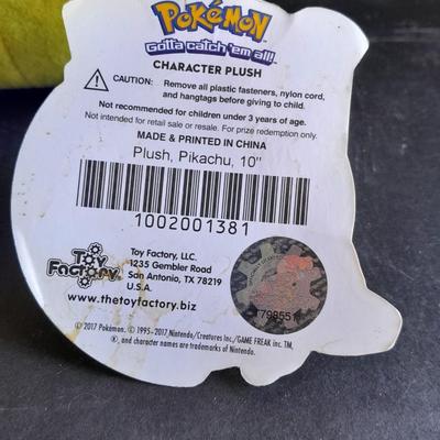 POKEMON Pikachu Plush Gotta catch em' all! Character Plush by Toy Factory