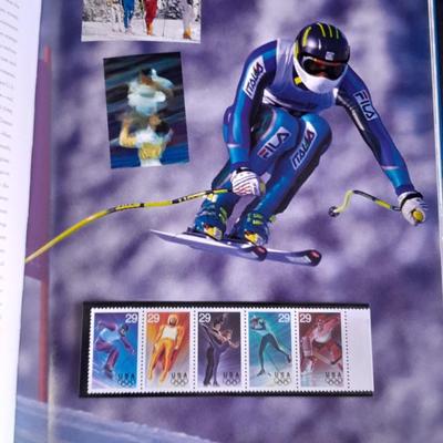 USPS 1994 Commemorative Stamp Collection Unmounted Stamp collection with Book