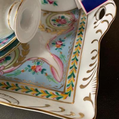 MODELIA PORCELAIN SET