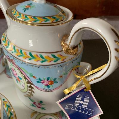 MODELIA PORCELAIN SET