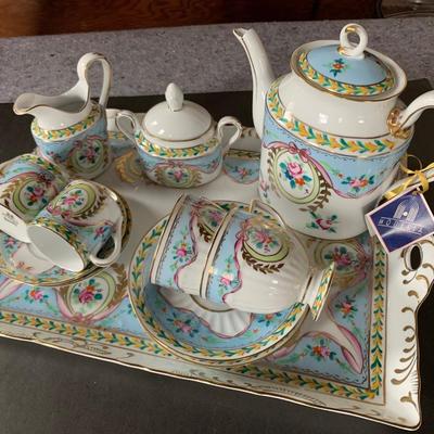 MODELIA PORCELAIN SET
