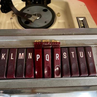 1555 ROWE AMI 33/45 Auto Mix Vintage Jukebox