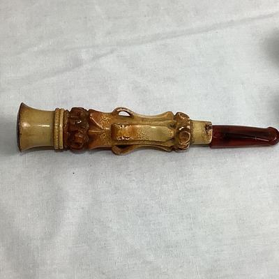 Lot 374  Antique Meerschaum Cheroot Holder in Original Leather Case