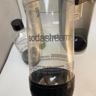 Soda Stream Personal Home Use Carbonation System with Bottles & CO2 Canisters