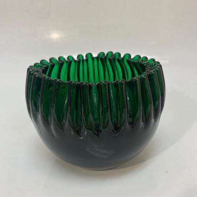 MCM Midcentury Blenko Emerald Dark Green Crimped Edge Ribbed Art Glass Rose Bowl Dish