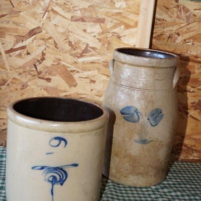 19TH CENTURY STONEWARE WITH BLUE COBALT DECORATION / CHURN AND 2 GALLON CROCK