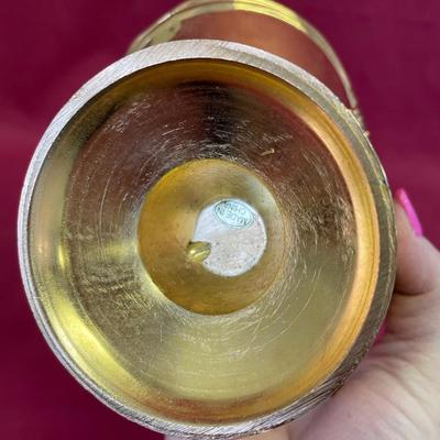 Sugar scuttle with scoop