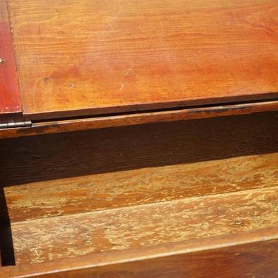 ANTIQUE 1860-70'S PINE DOUGH BOX WITH HANDLES.