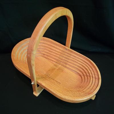 A Pair of Collapsible Baskets (S-DW)