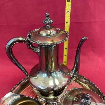 Teapot, cream and sugar, tray