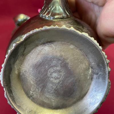 Teapot, cream and sugar, tray