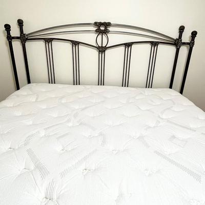 King Size Metal Bed ~ RESTONIC ~ Comfort Care Bentley Mattress Set