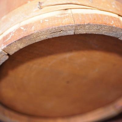 GROUPING OF PRIMITIVES TO INCLUDE SMALL SUGAR FIRKIN, BLUE DECORATED CANNING CROCK , RUSTIC STOOL