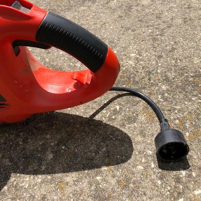 22â€ Black & Decker Hedge Trimmer Tested -Lot 422