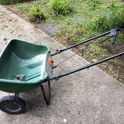 Scottâ€™s Standard Broadcast Spreader -Lot 421