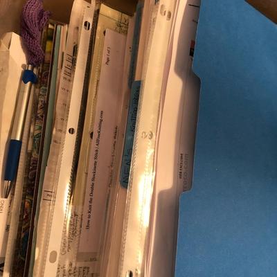 Knitting Needles, Crochet Hooks, Hoops, Yarn Winder, Lg. Box Patterns +++ -Lot 416