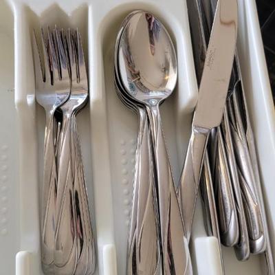 G8- clock, flatware, colorful serving dishes